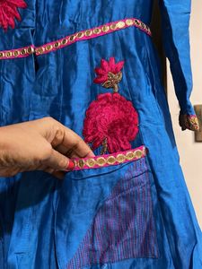 Elegant Blue Embroidered Kurta