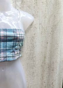 9277. Cute Plaid Crop Top