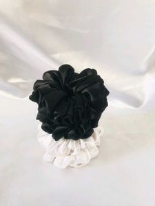 Black &amp; White Satin Scrunchie Set