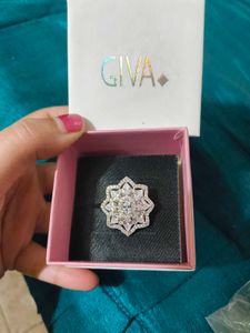 GIVA Petals Floral Silver Ring