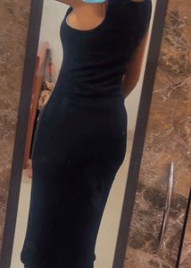 Sleeveless Black Bodycon Dress