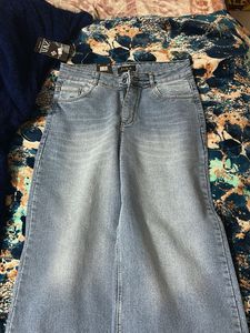 Both Blue nd Dark Wash Wide Leg Je