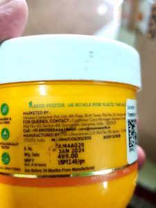 Mamaearth UBTAN Body scrub....