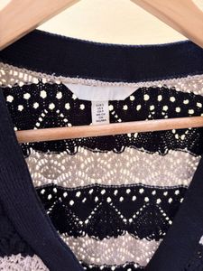 h&amp;m Striped Cropped Cardigan