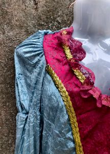 GORGEOUS PRINCESS DRESS