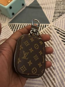 LV Pouch (copy)