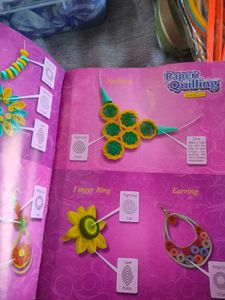 Quiling Set With Book
