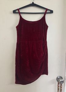 RED VELVET SLIT DRESS