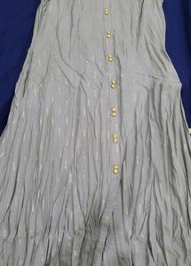 BRAND NEWGrey Sleeveless Button Down Kurti