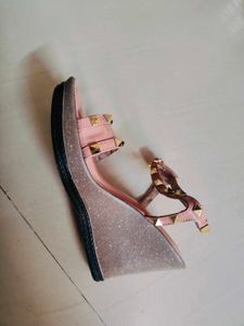 CATWALK Metal Accent Wedges New With Tag