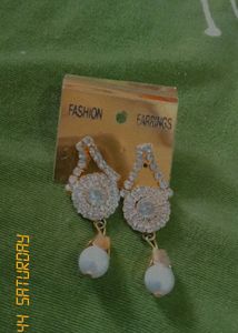 Artificial Trendy Fashion Earrings 💛✨