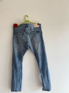Light Wash Denim Jeans