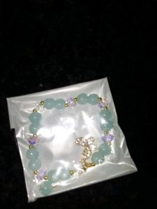 Nail Set &amp; Bracelet And Clutchers