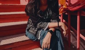 Elegant Black Embroidered Kurta