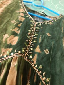 Green Kurti