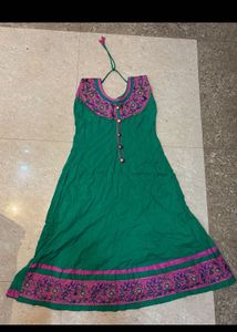 Green Embroidered Kurta
