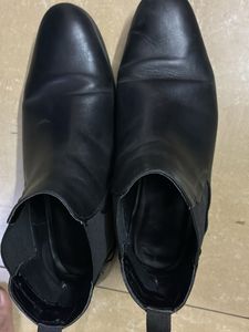 Black Chelsea Boots