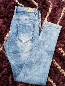 UCB BRAND WOMEN&#39;S JEGGINGS