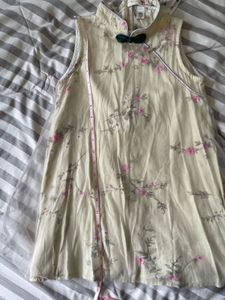Chinese Collar Floral Sleeveless Top