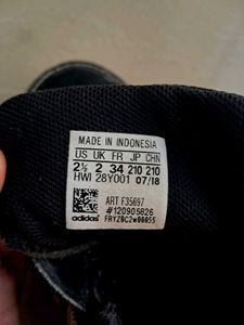 Adidas VS Switch 2 Sneaker