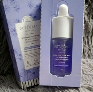Dot & Key 10% AHA + 2% BHA exfoliating Serum✨✔️