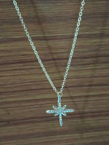Elegant Pendant Chain