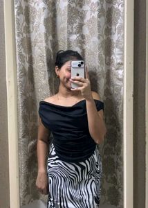 Trendy Pinteresty Black top