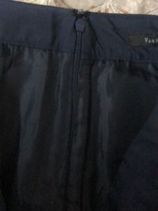 Formal Van Huesen Navy Blue Skirt (new)