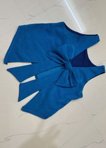 cute bow top 🦋