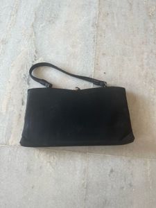 Elegant Black Handbag