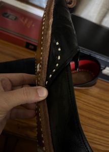 Men's Ethnic Black Juttis