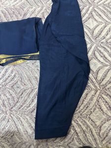 Elegant Blue &amp; Gold Kurta