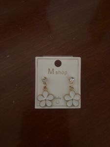 Flower Shaped Drop Earring