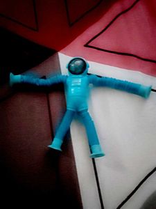 Bendable Astronaut Toy 🪀🧸 Y2K Vintage Kids Pro