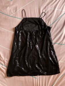A Pretty Black Dress