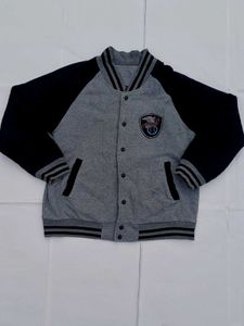 ⚫️🩶Varsity Jacket