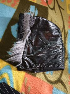 caps of jackets only