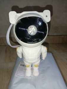 Astronaut Galaxy Projector With Remote Control
