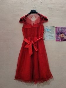 A Beautiful Middi Frock For Girls Women