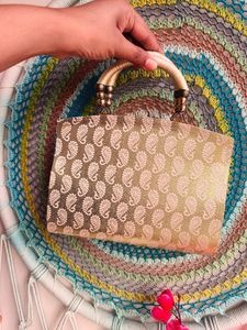 Party Wear Clutch Golden Co