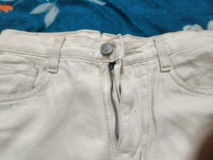 2 Light Wash Denim Jeans blue and white