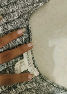 Forever 21 Gray Top