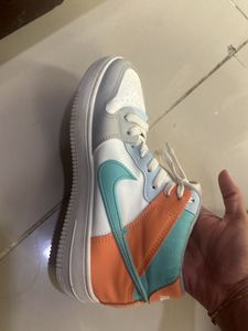 Dupe White Shoes