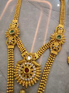 Gold Tone Jwellery Set