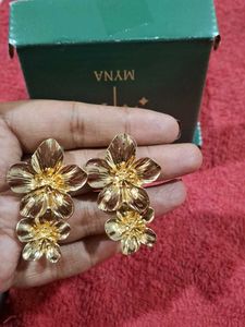 Golden Flower Earrings