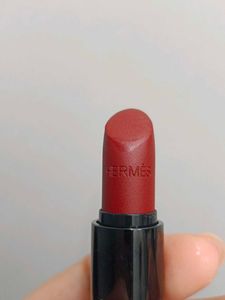 Hermes lipstick in shade Rouge H 85