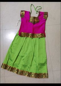 Girls Clothing (3)