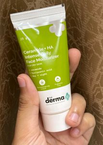 Ceramide + ha intense daily face moisturizer