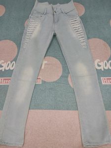 CASUAL JEANS
