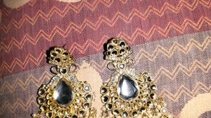 White Pearl Earings